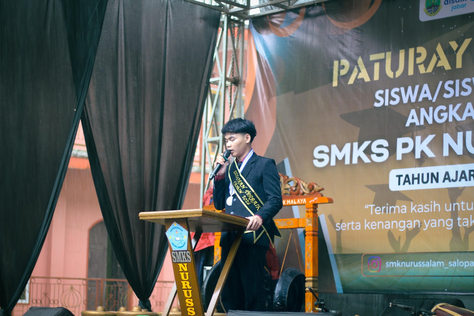 Katresna di Nurussalam, Pileuleuyan Lain Hartina Poho*